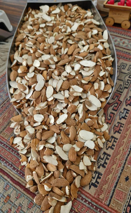 مغز بادام لپه